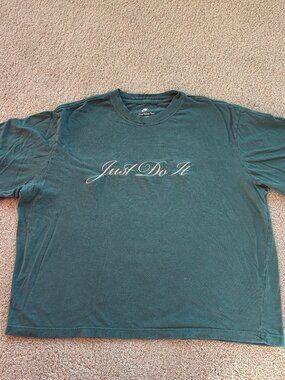 Nike "Just Do It" Embroided Short-sleeve Graphic Tee Shirt